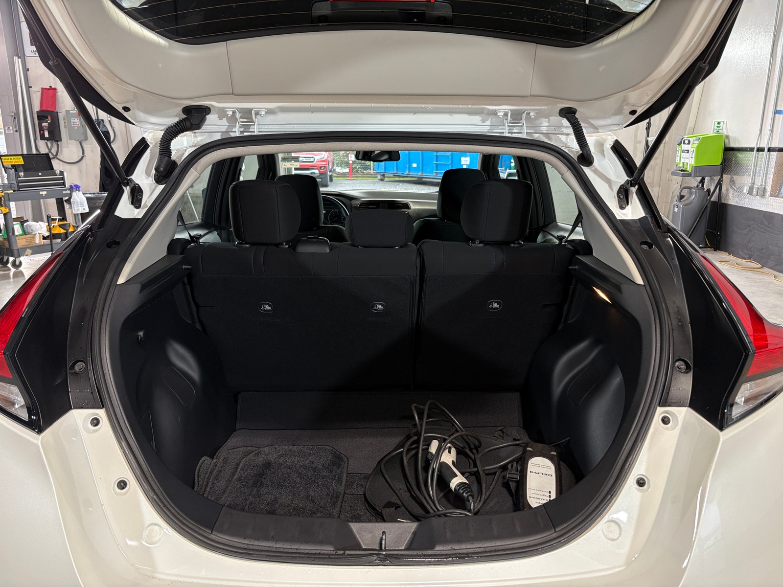 Thumbnail: 2025 Nissan Leaf - 7