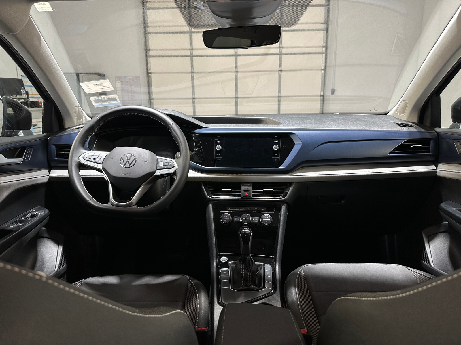 Thumbnail: 2024 Volkswagen Taos - 2