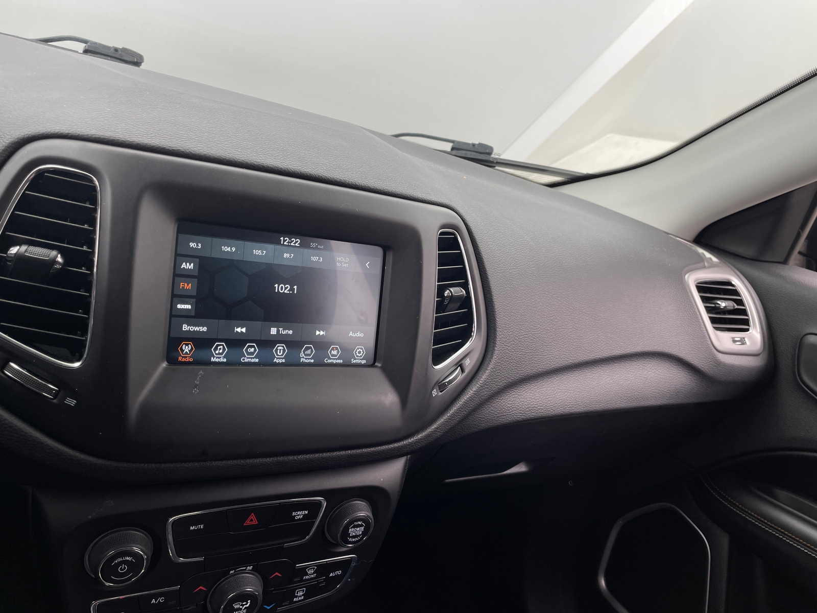 Thumbnail: 2018 Jeep Compass - 4