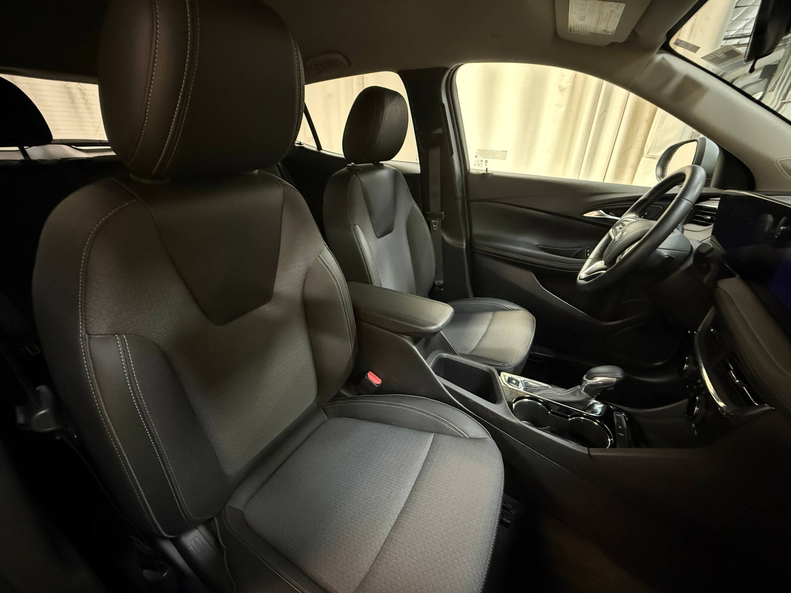 Thumbnail: 2025 Buick Encore GX - 2