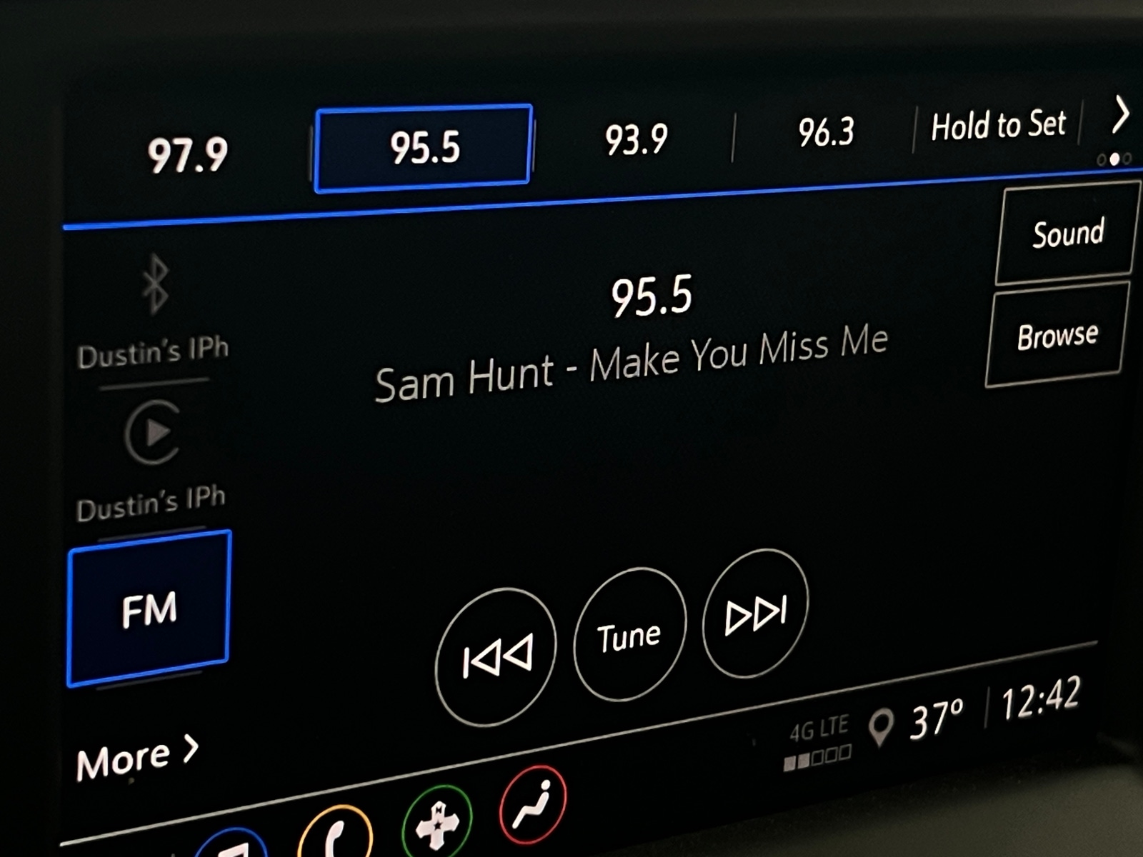 Thumbnail: 2022 Chevrolet Camaro - 4