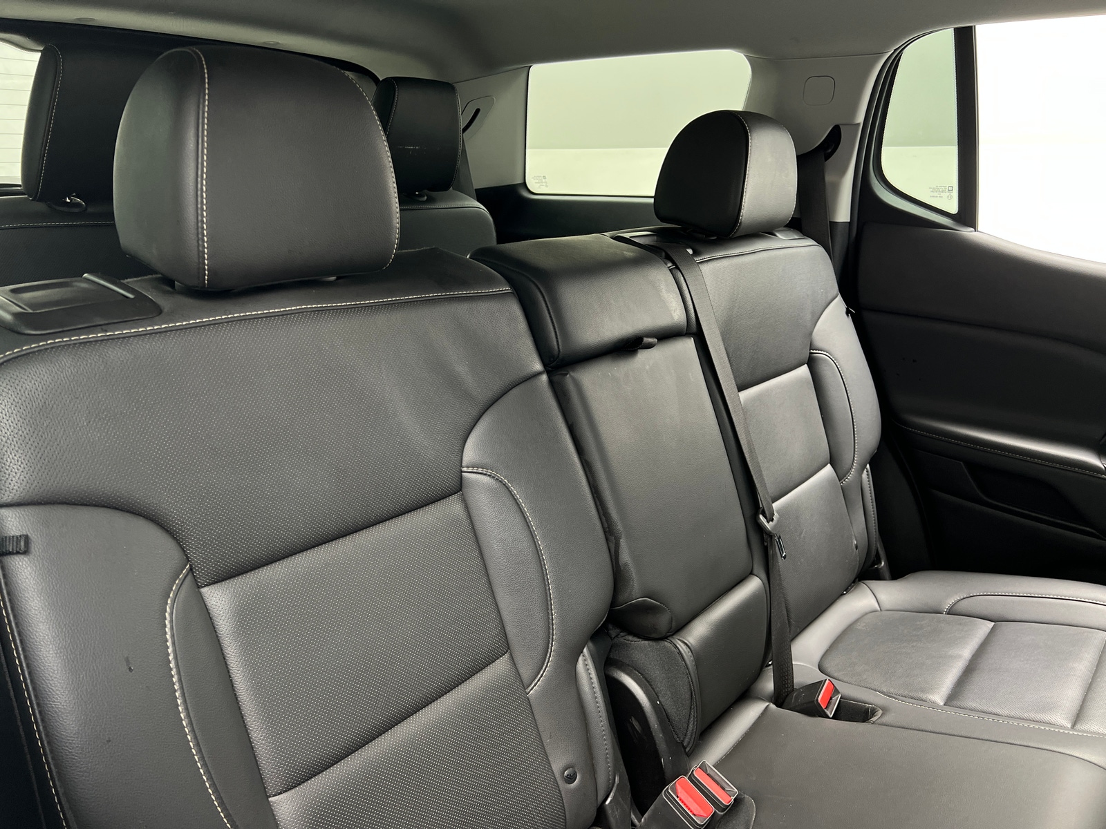 Thumbnail: 2023 GMC Acadia - 5