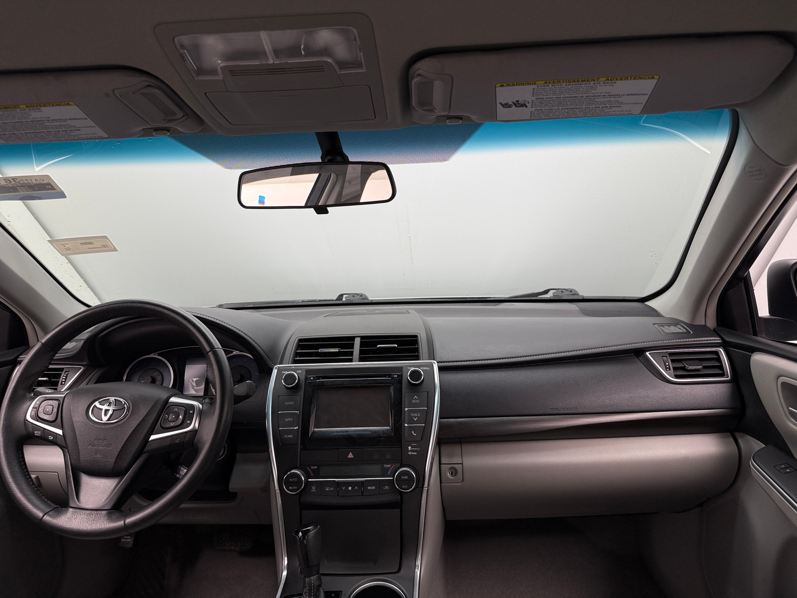 Thumbnail: 2015 Toyota Camry - 3