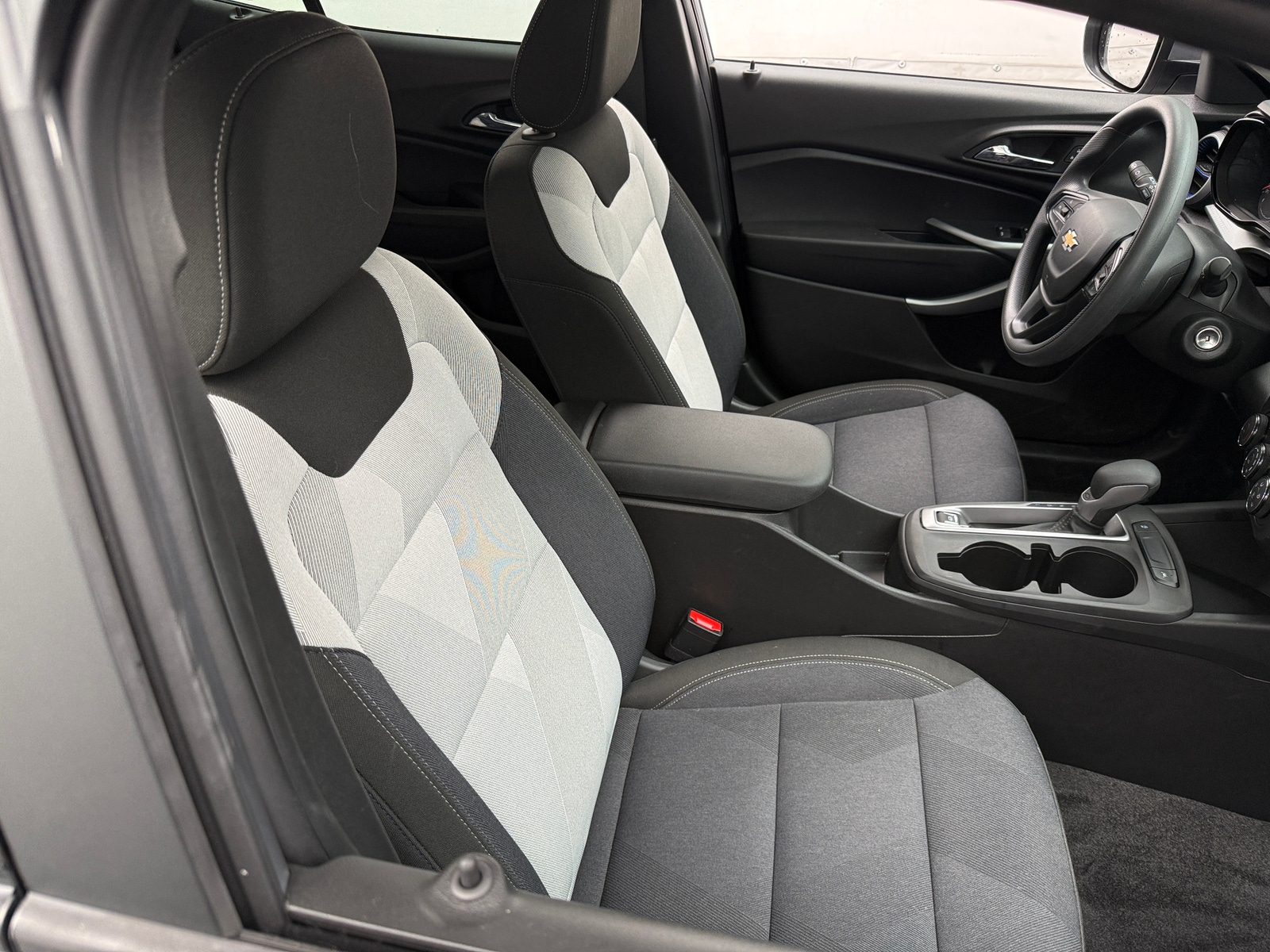 Thumbnail: 2024 Chevrolet Trax - 2