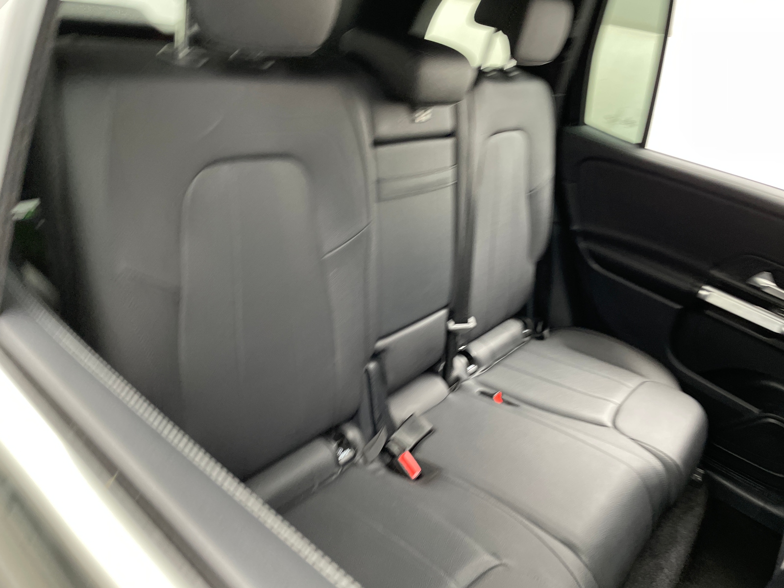 Thumbnail: 2024 Mercedes-Benz GLB - 5