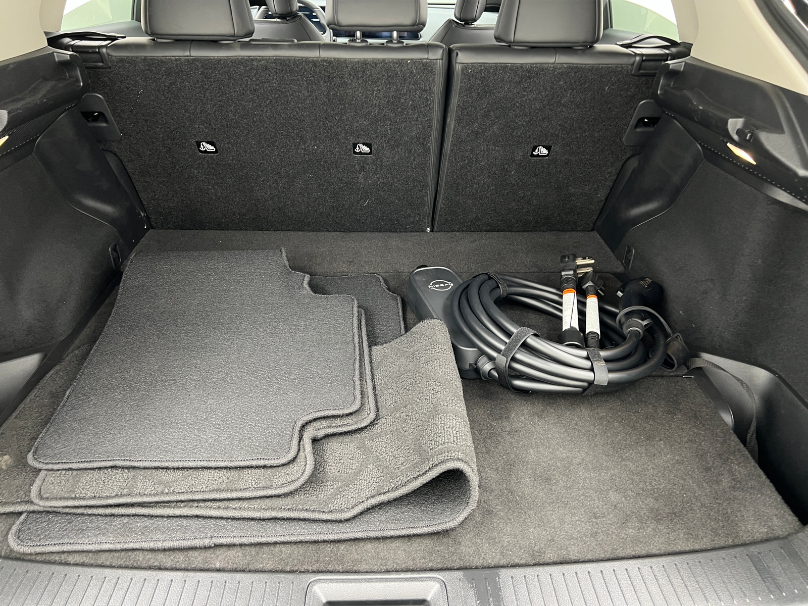 Thumbnail: 2025 Nissan Ariya - 6