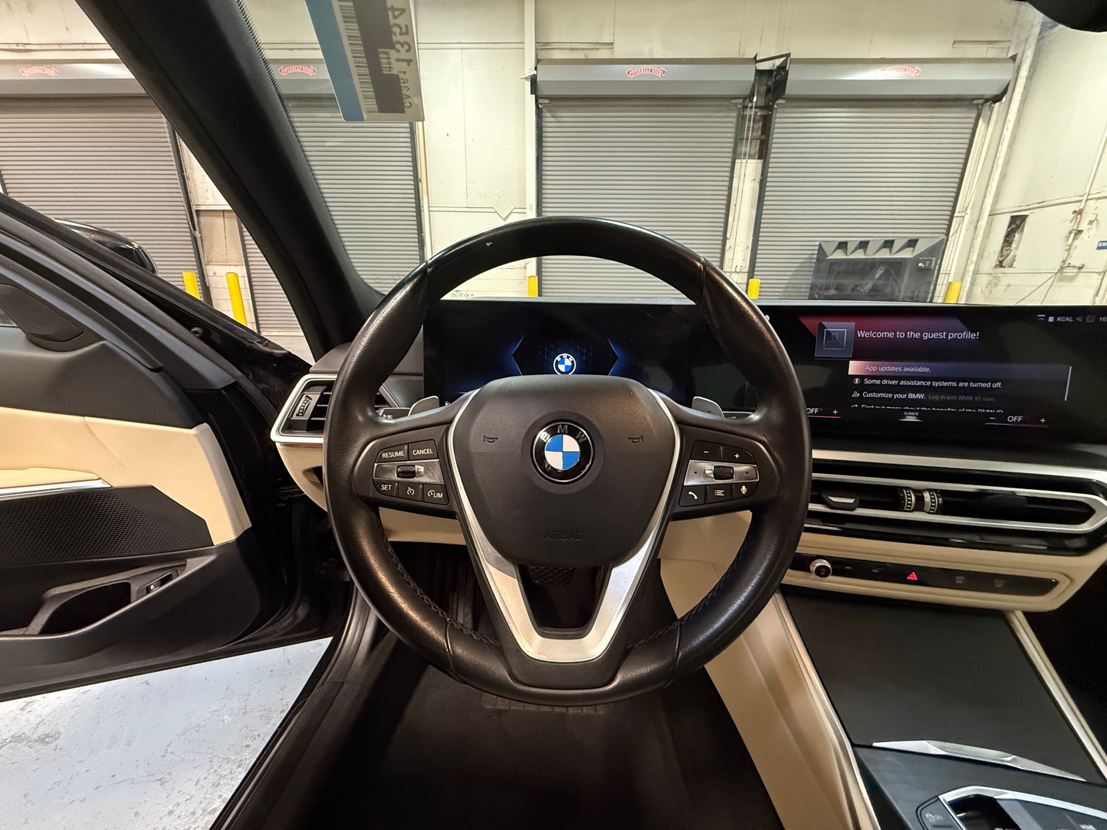 Thumbnail: 2023 BMW 3 Series - 4