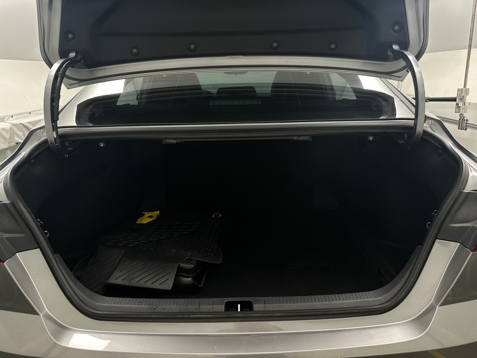 Thumbnail: 2025 Toyota Camry - 6