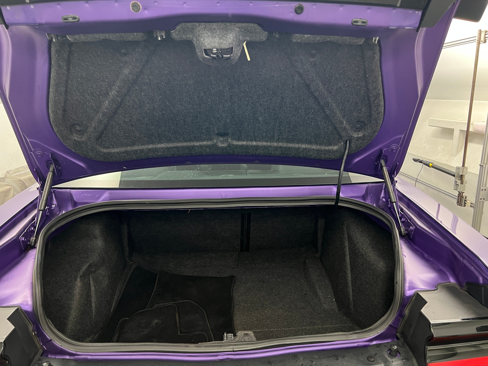 Thumbnail: 2016 Dodge Challenger - 5