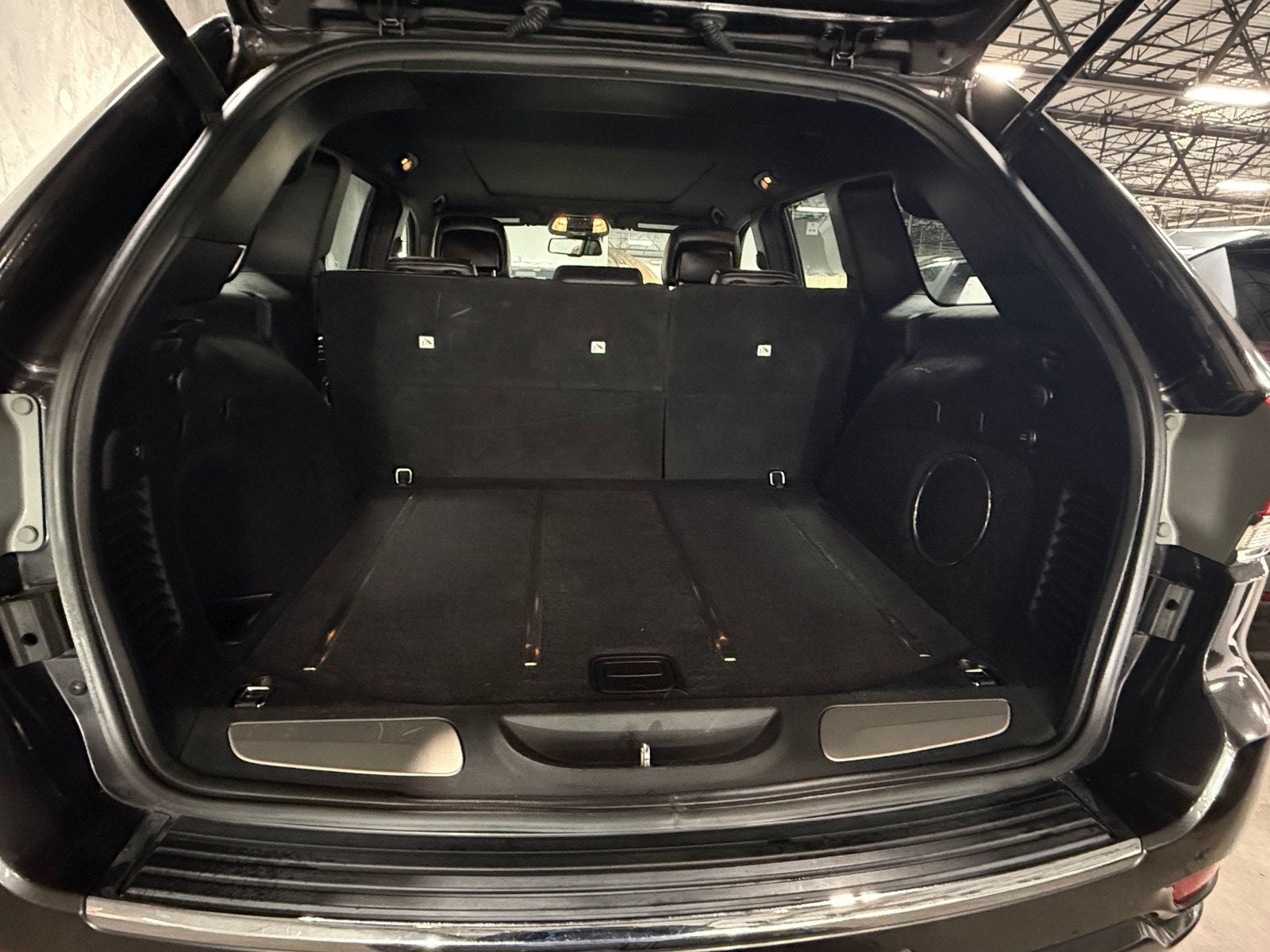 Thumbnail: 2015 Jeep Grand Cherokee - 6