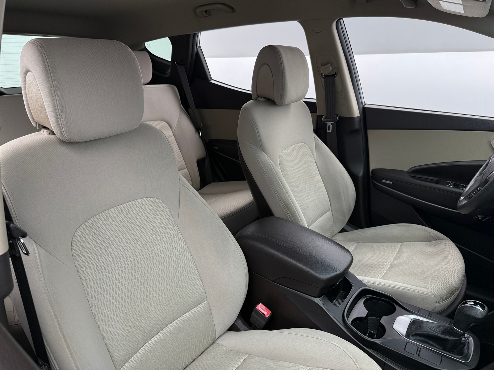 Thumbnail: 2017 Hyundai Santa Fe - 2