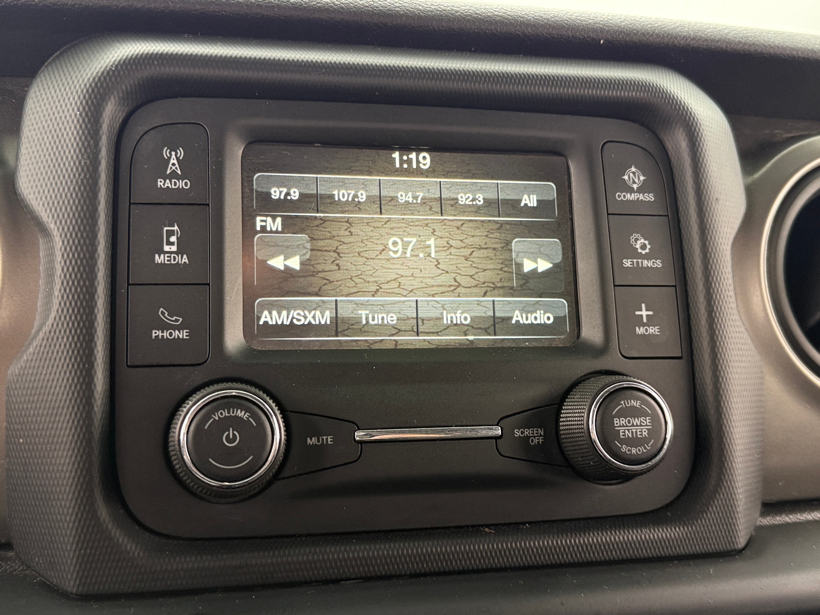 Thumbnail: 2018 Jeep Wrangler - 4