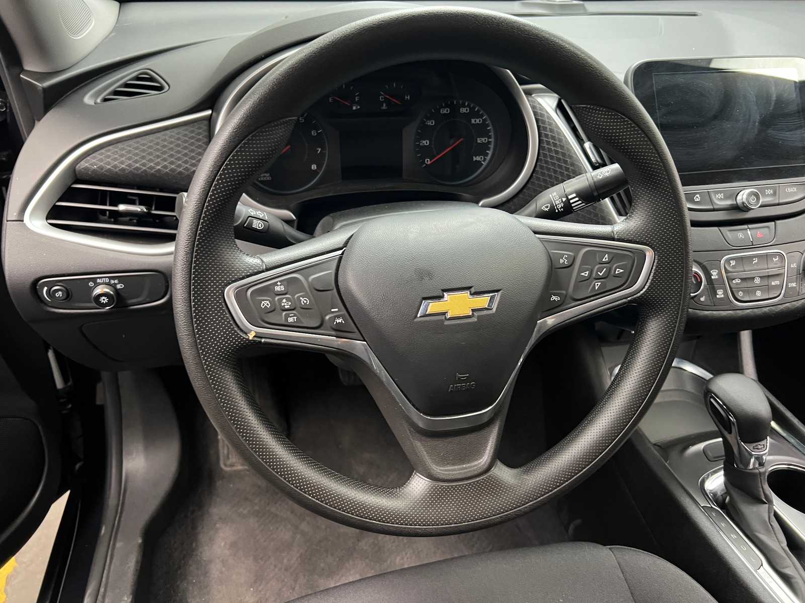 Thumbnail: 2023 Chevrolet Malibu - 5