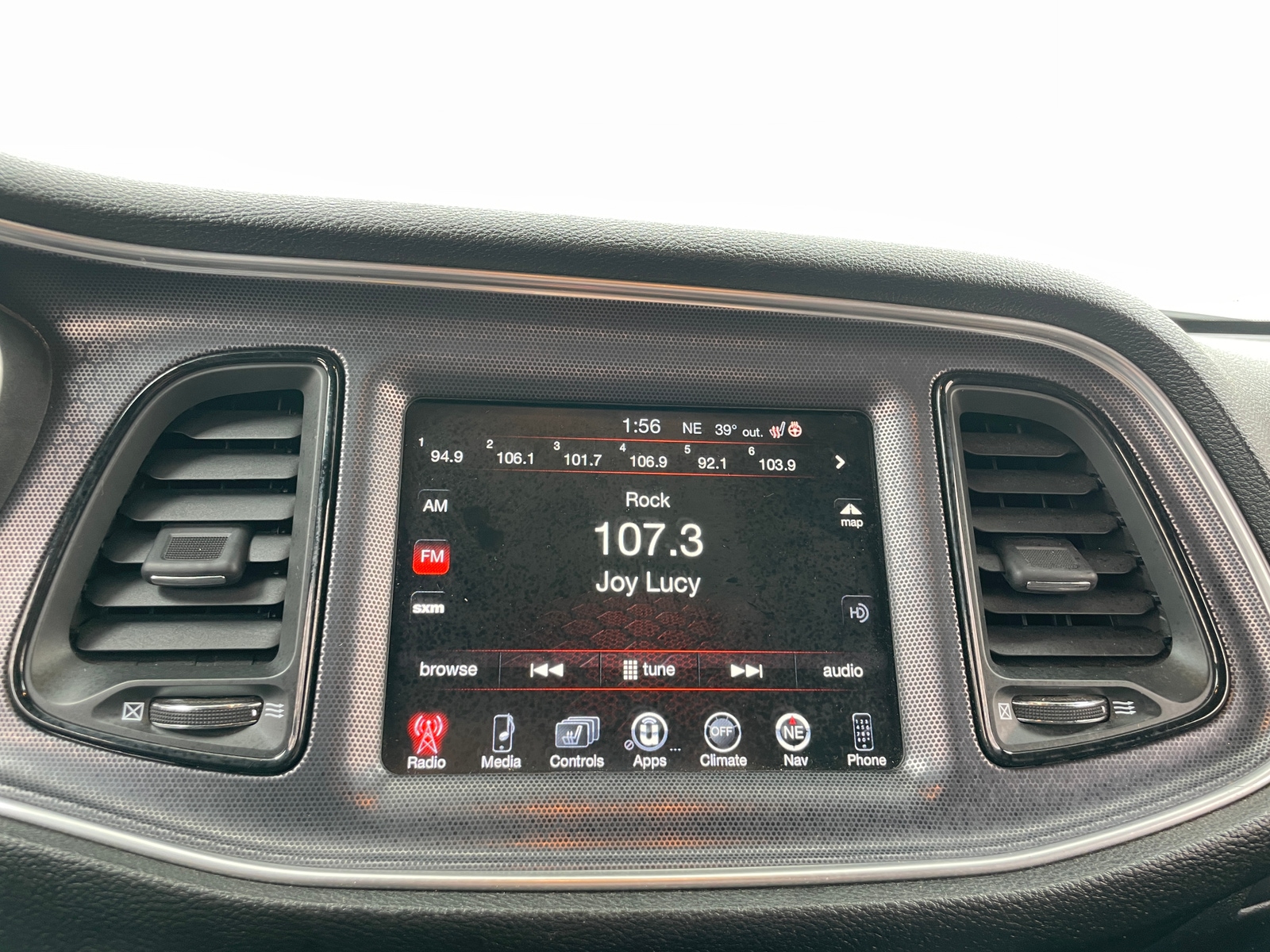 Thumbnail: 2015 Dodge Challenger - 3