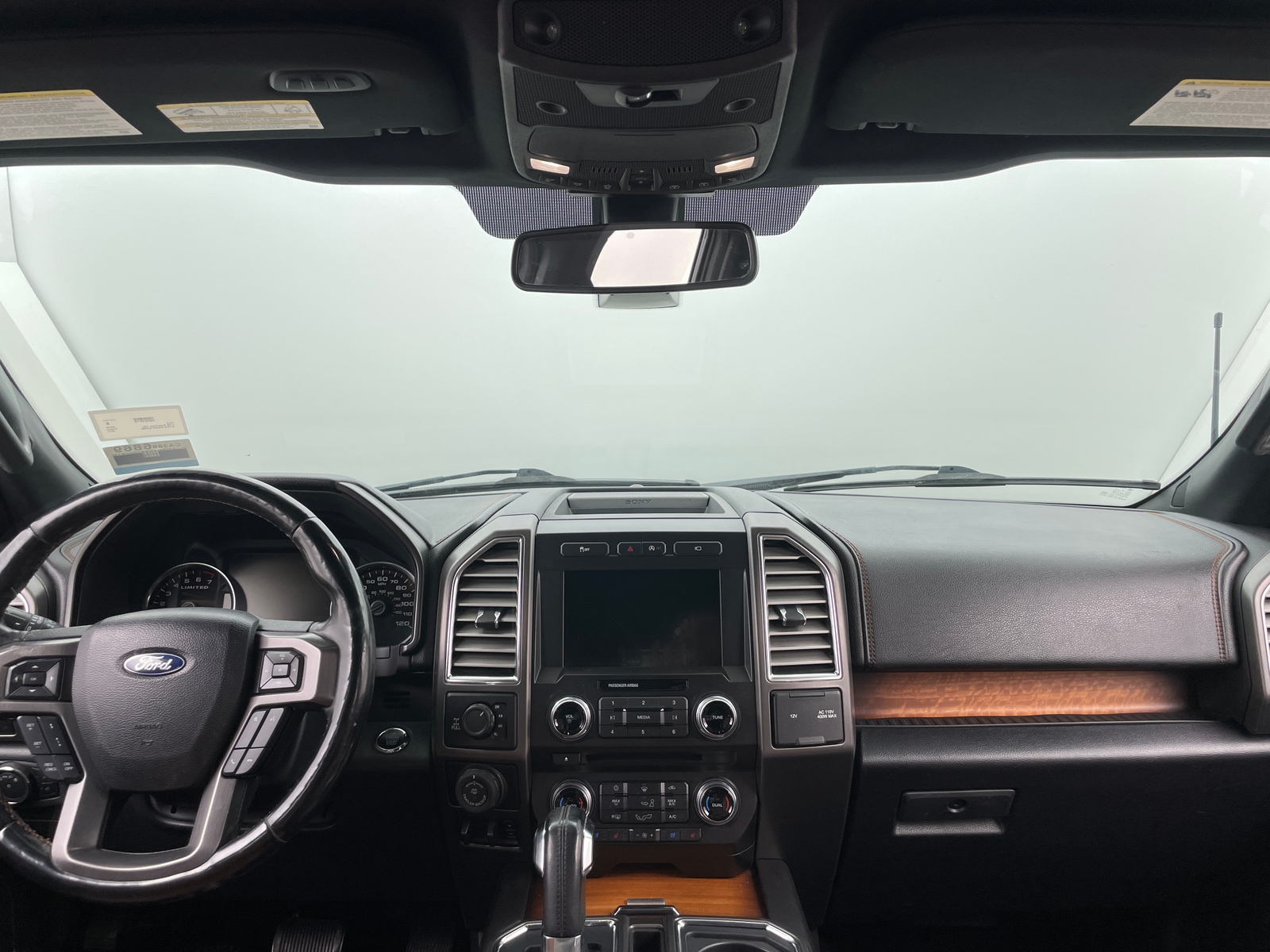 Thumbnail: 2017 Ford Econoline - 3