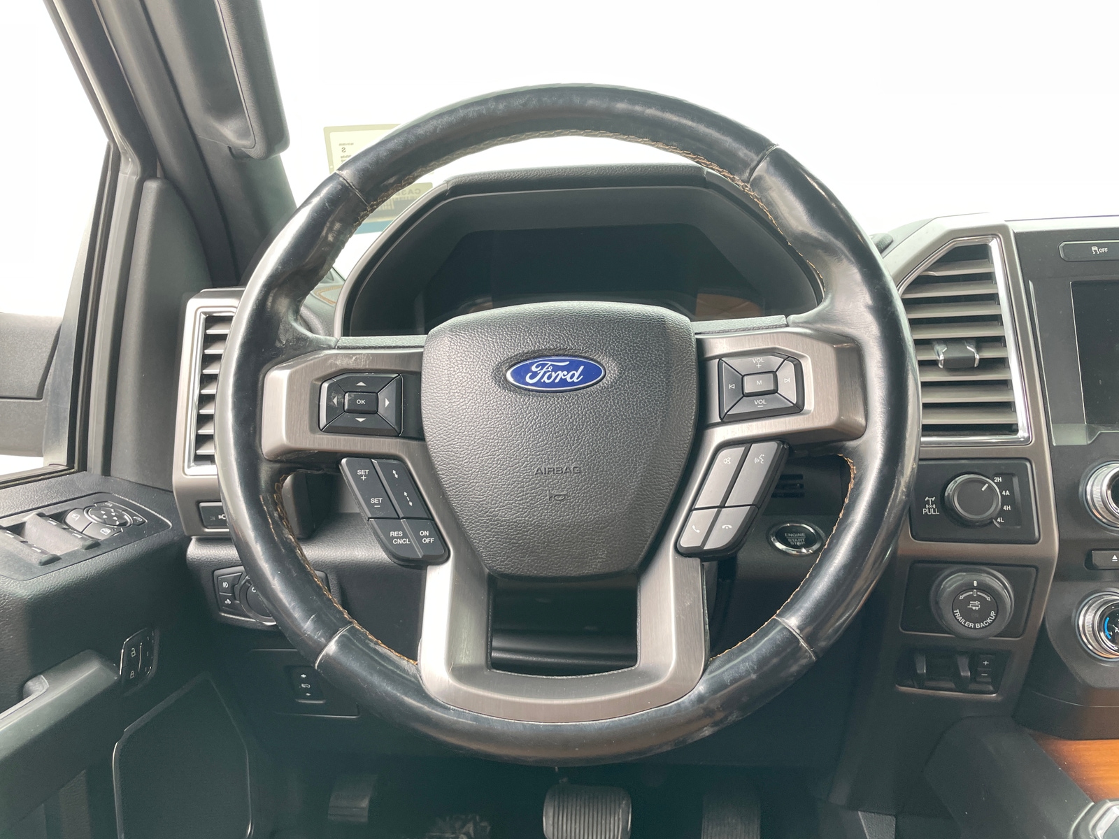 Thumbnail: 2017 Ford Econoline - 5