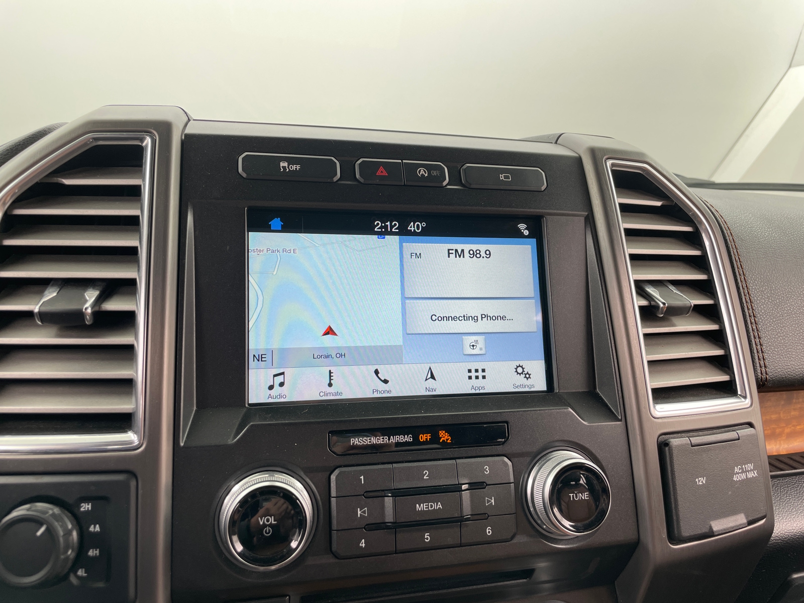 Thumbnail: 2017 Ford Econoline - 4