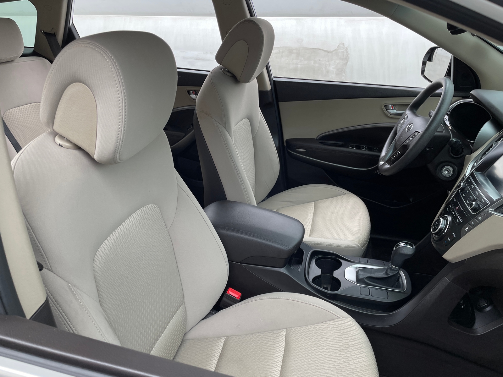 Thumbnail: 2019 Hyundai Santa Fe - 2