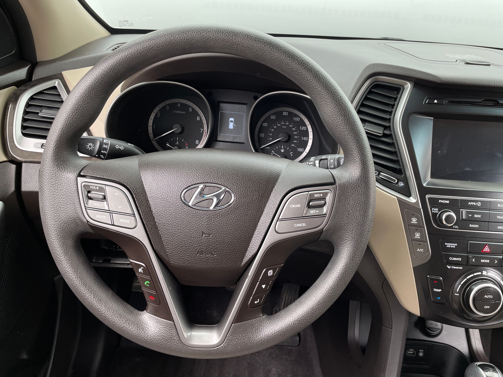 Thumbnail: 2019 Hyundai Santa Fe - 5