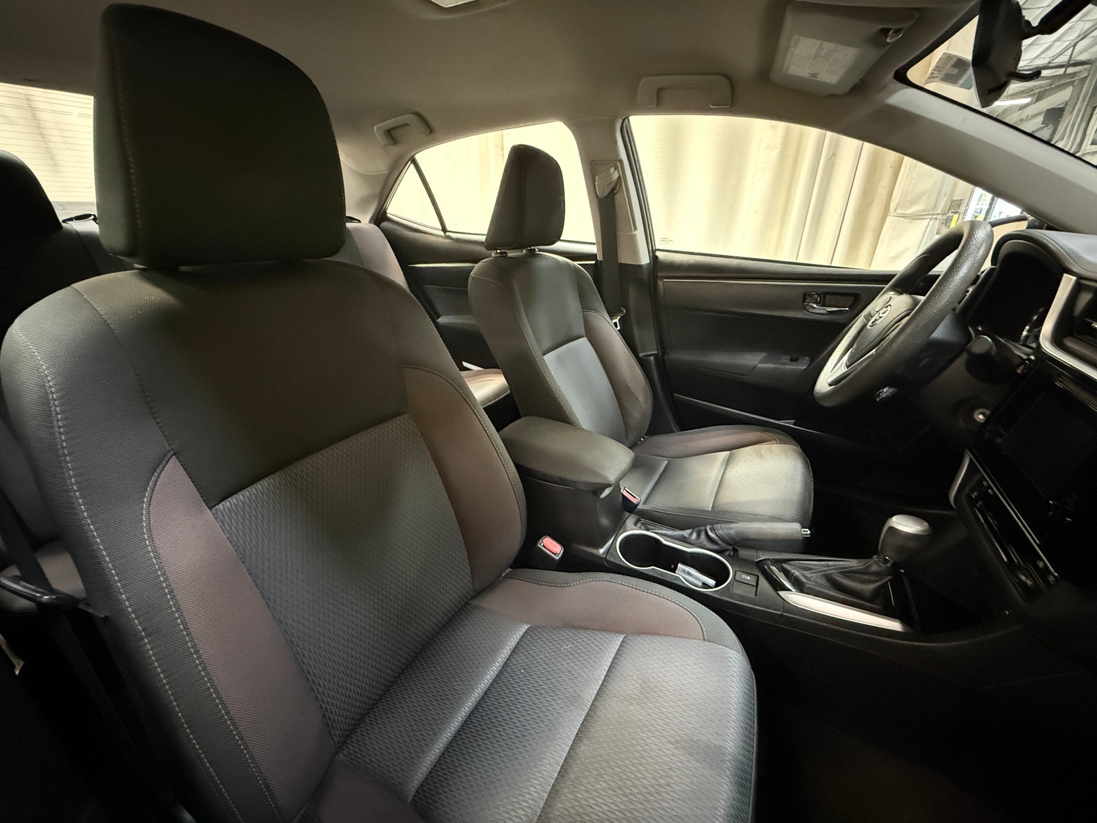 Thumbnail: 2017 Toyota Corolla - 2