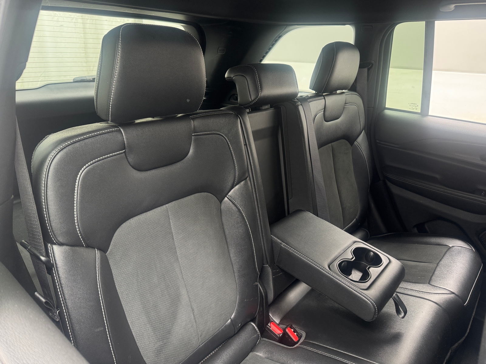 Thumbnail: 2024 Jeep Grand Cherokee - 5