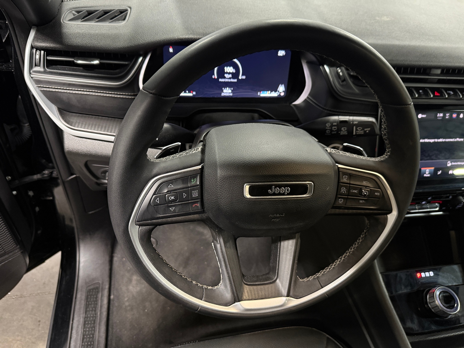 Thumbnail: 2024 Jeep Grand Cherokee - 4