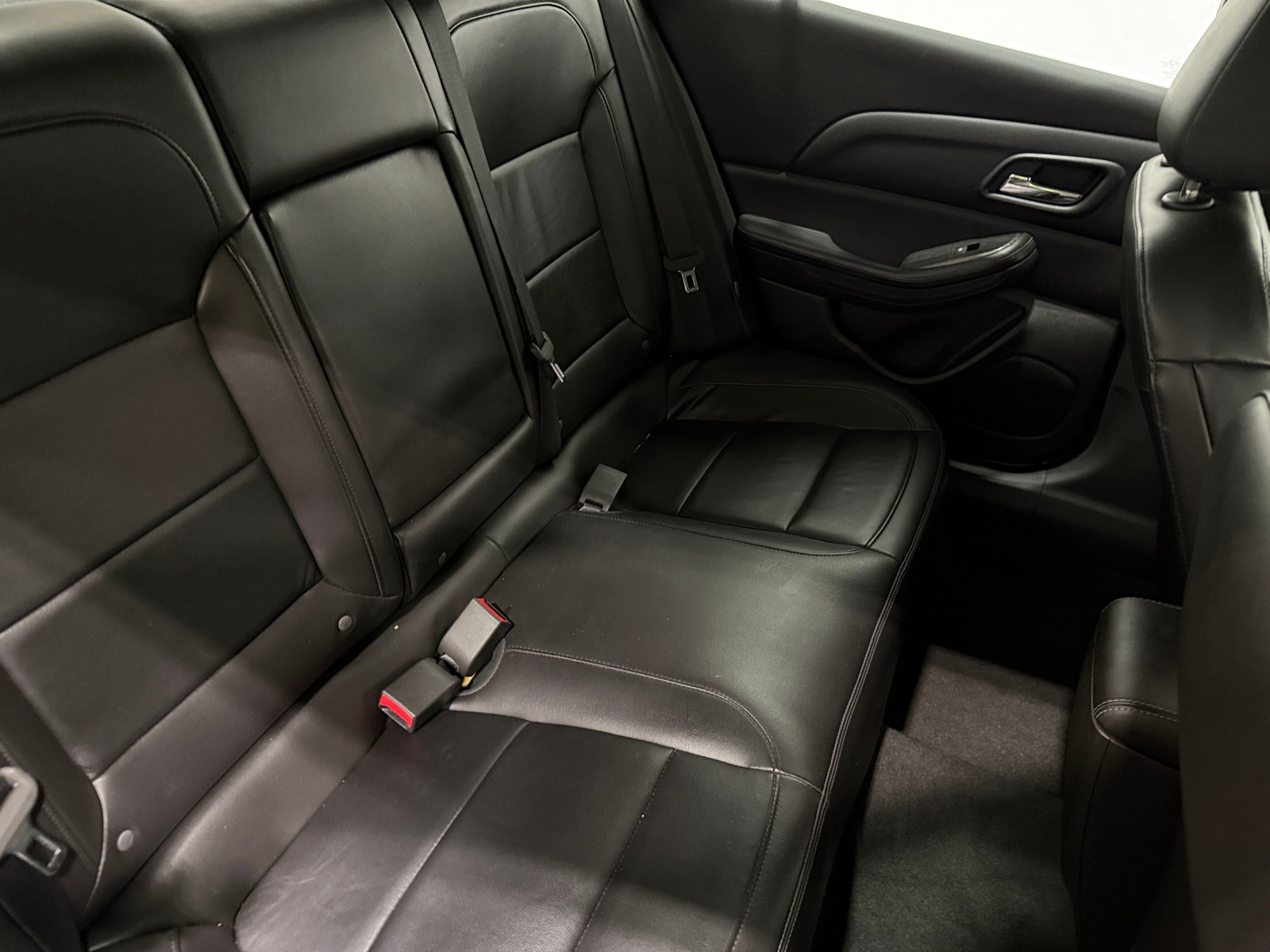 Thumbnail: 2016 Chevrolet Malibu - 5