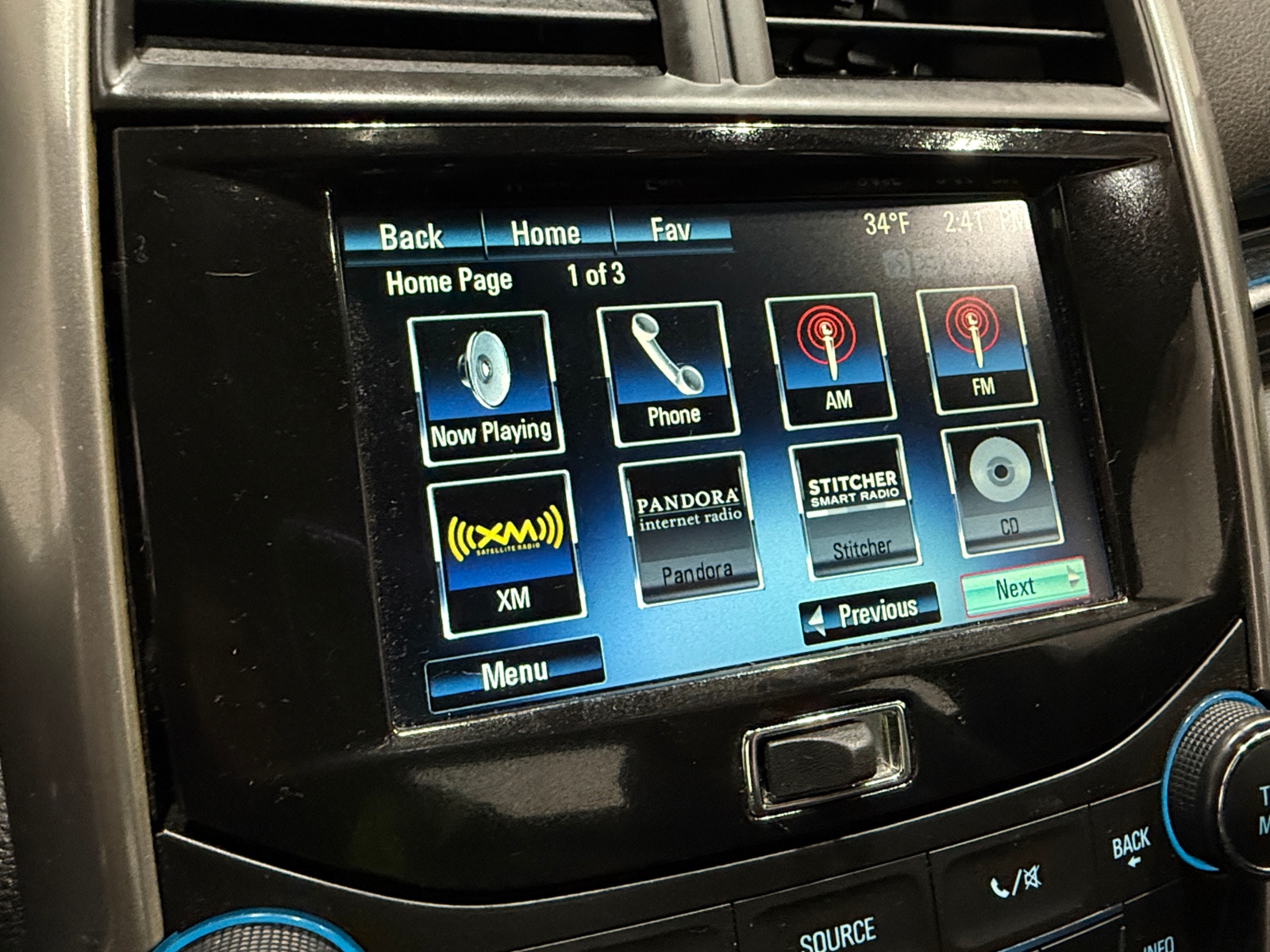 Thumbnail: 2016 Chevrolet Malibu - 3