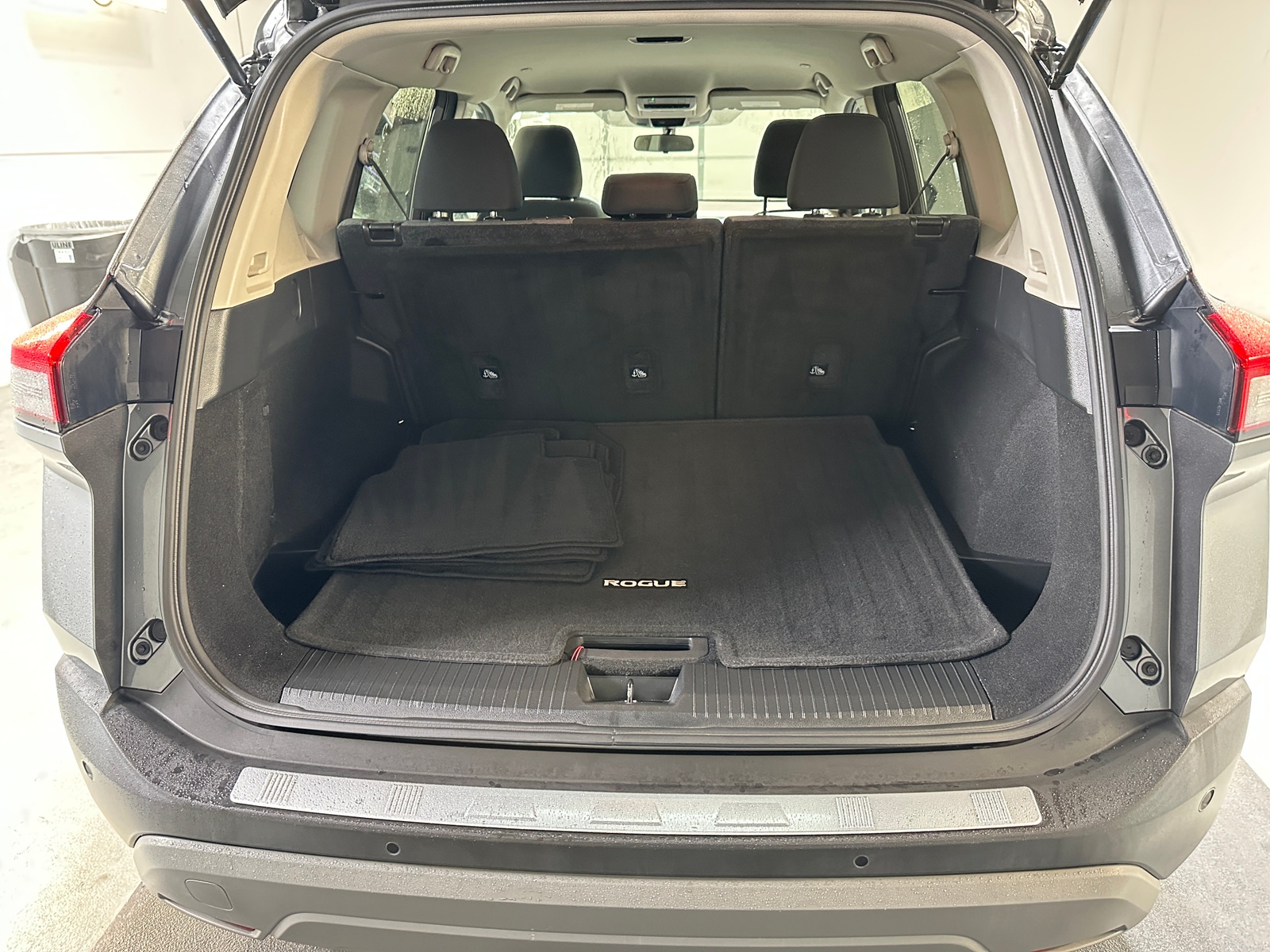 Thumbnail: 2023 Nissan Rogue - 7