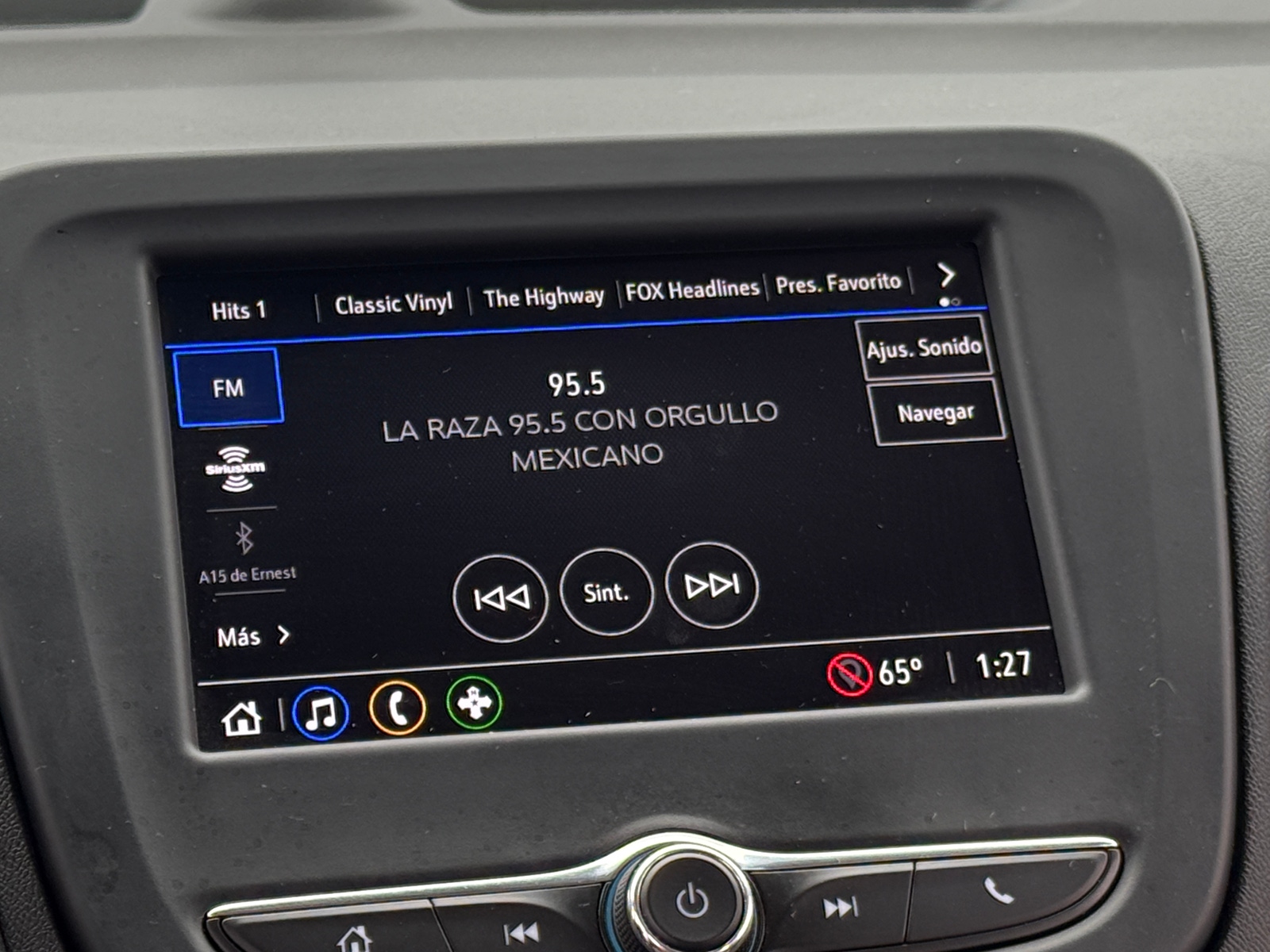 Thumbnail: 2022 Chevrolet Equinox - 4