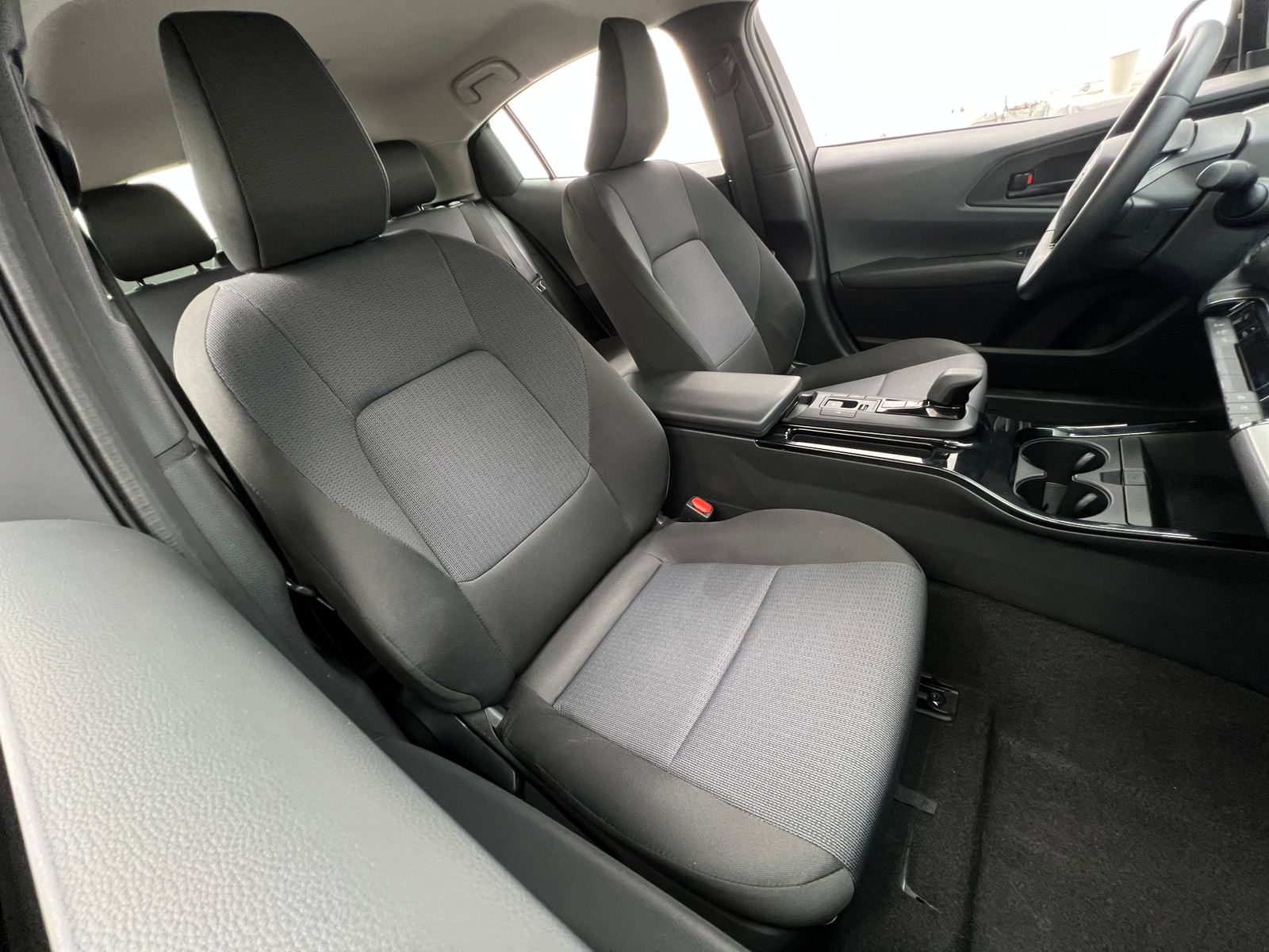 Thumbnail: 2025 Toyota Prius - 2