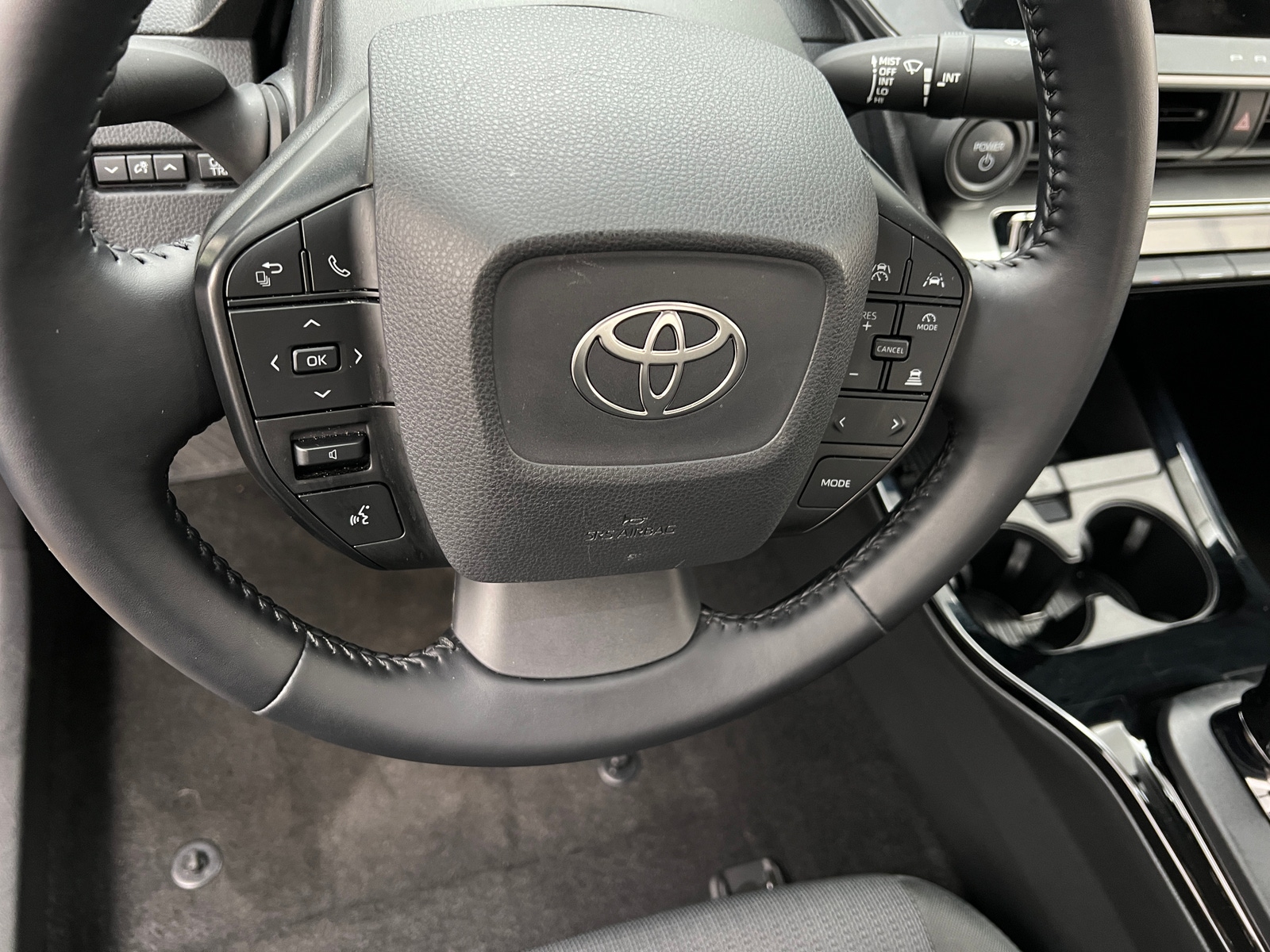 Thumbnail: 2025 Toyota Prius - 5