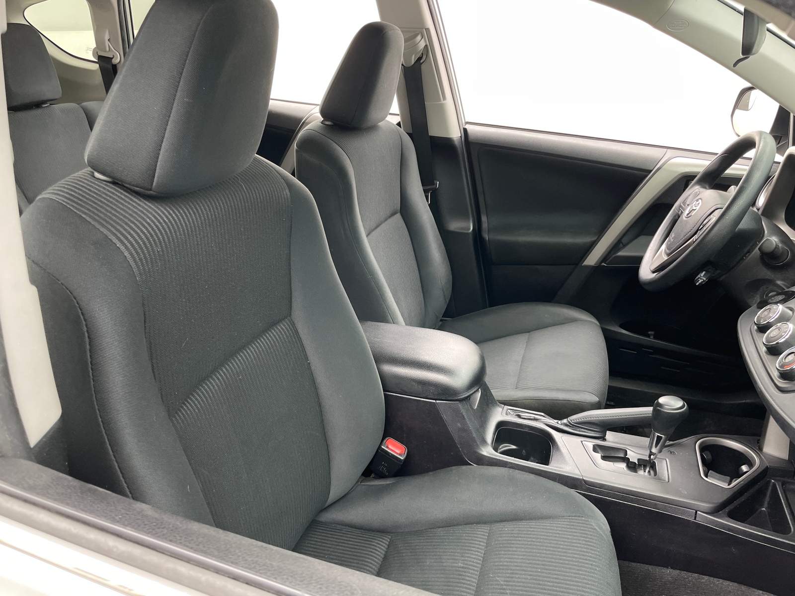 Thumbnail: 2017 Toyota RAV4 - 2