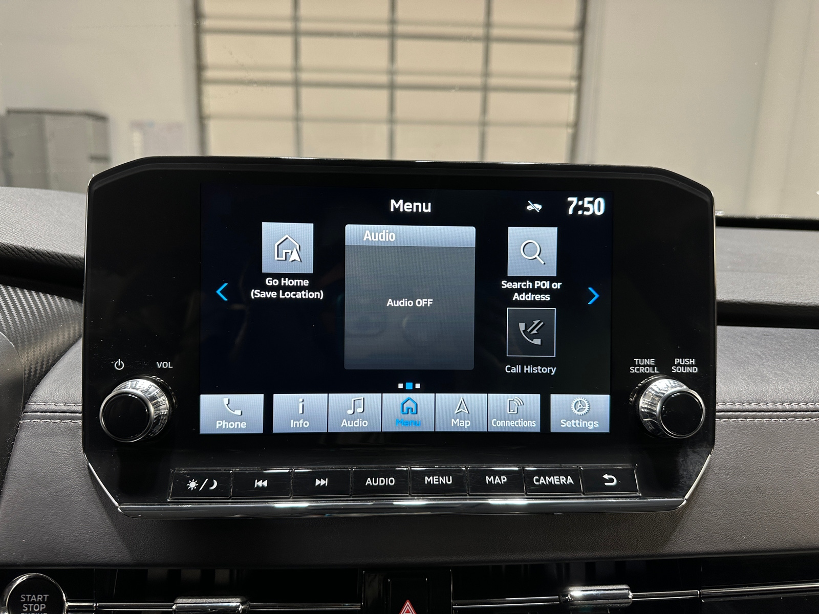 Thumbnail: 2024 Mitsubishi Outlander - 3