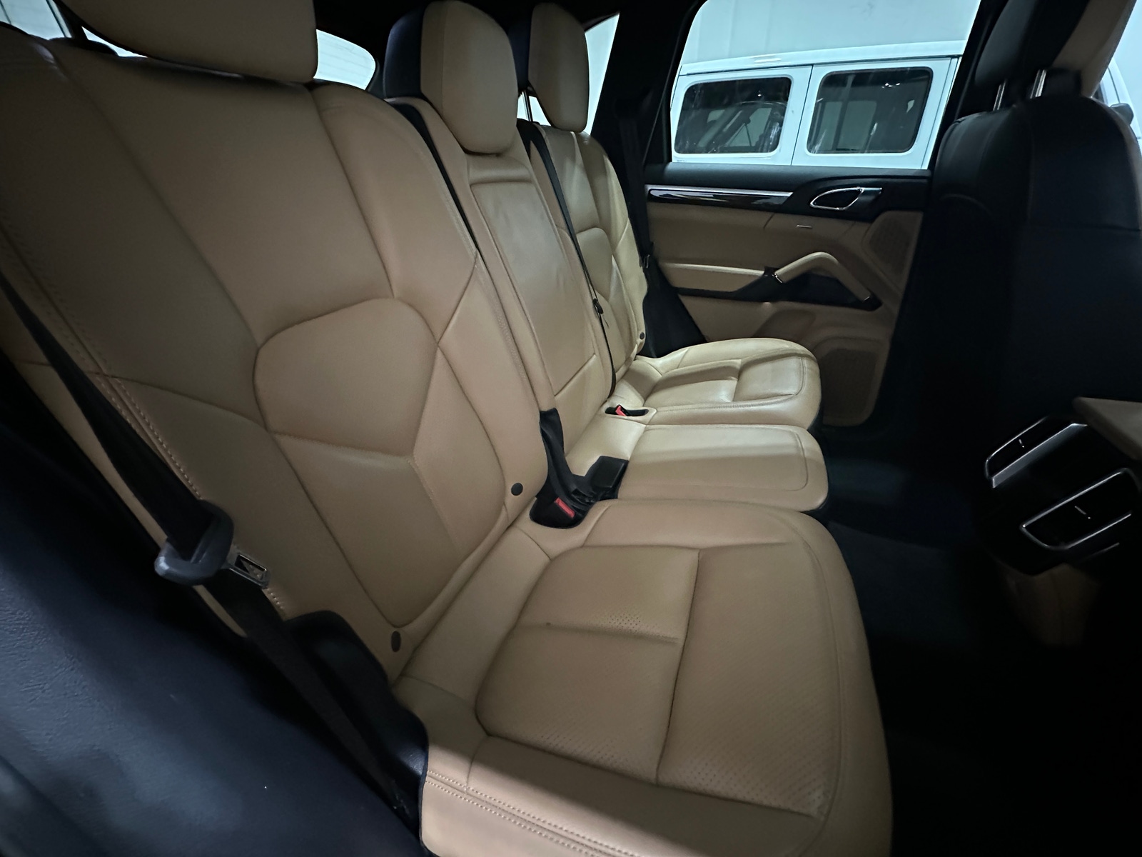 Thumbnail: 2016 Porsche Cayenne - 5