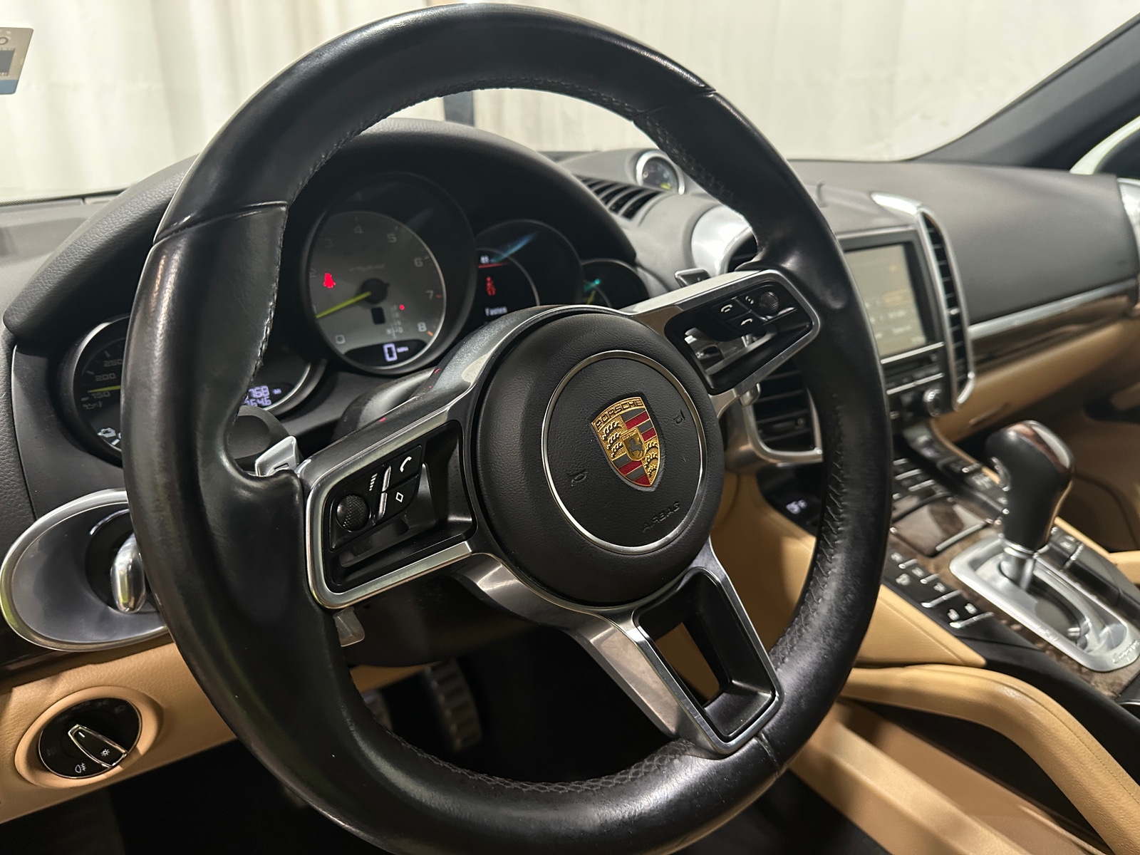 Thumbnail: 2016 Porsche Cayenne - 4