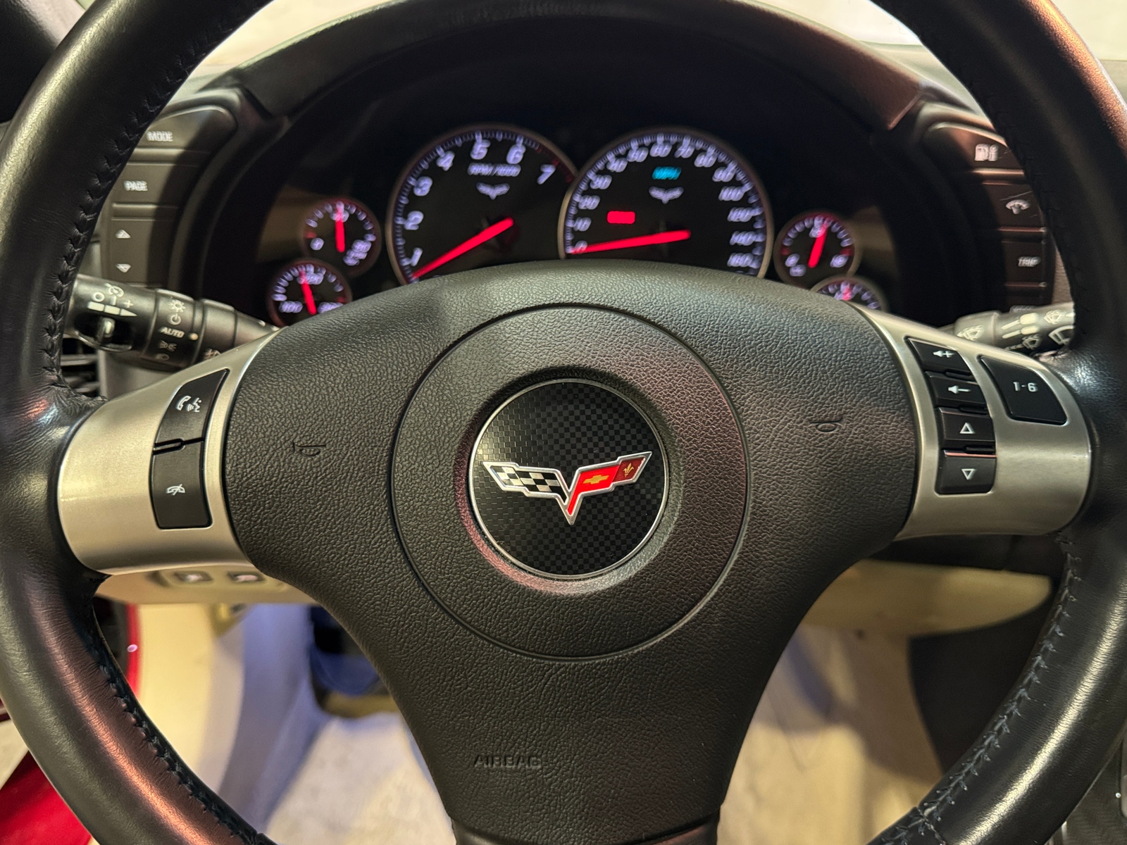 Thumbnail: 2010 Chevrolet Corvette - 3