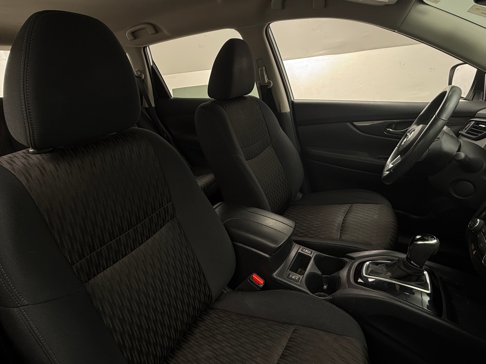 Thumbnail: 2018 Nissan Rogue - 2