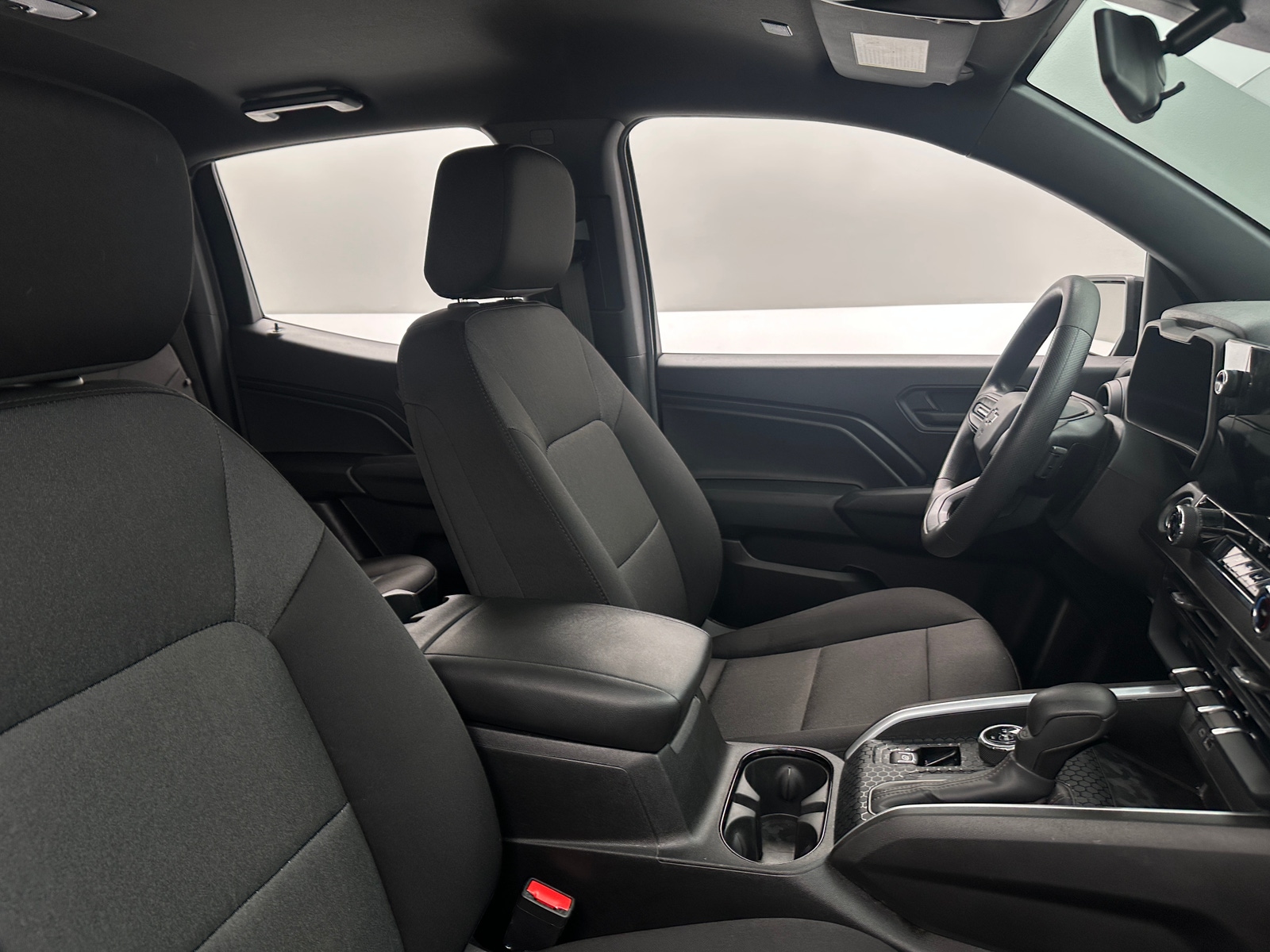 Thumbnail: 2023 Chevrolet Colorado - 2