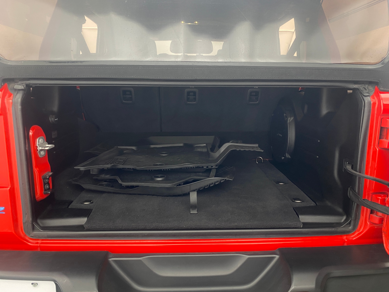 Thumbnail: 2021 Jeep Wrangler - 6