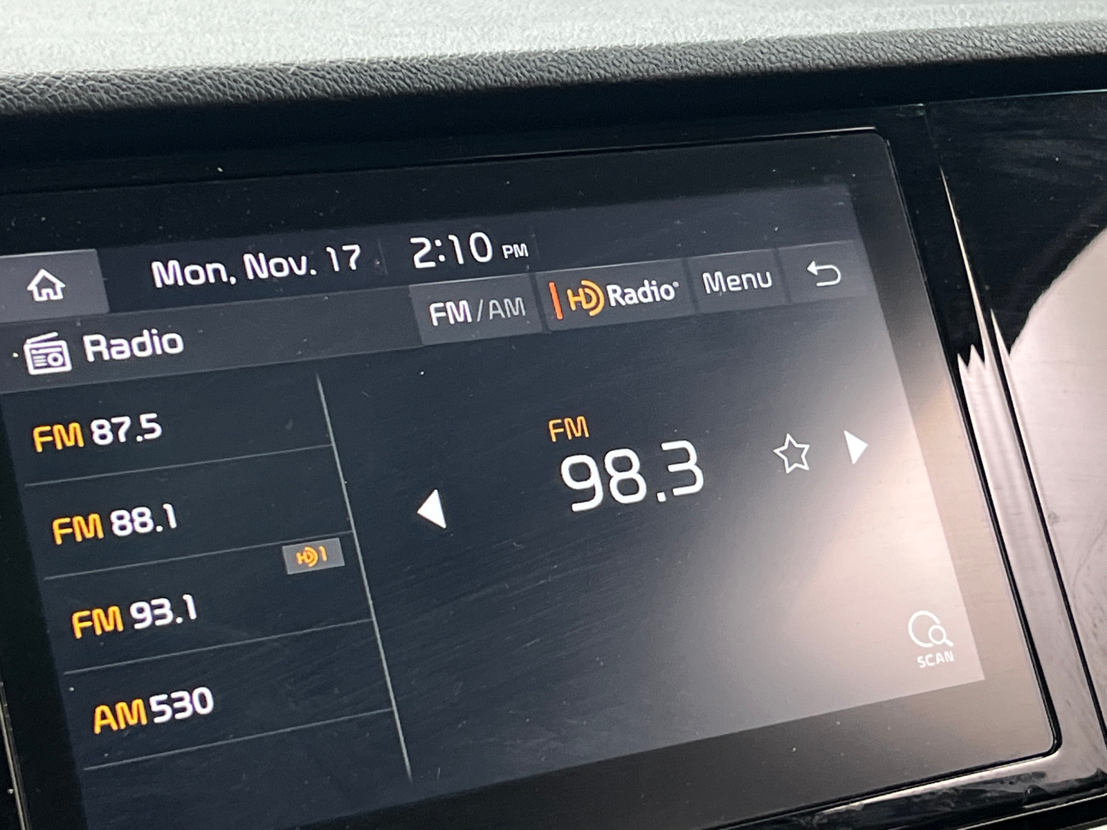 Thumbnail: 2022 Kia Niro - 4