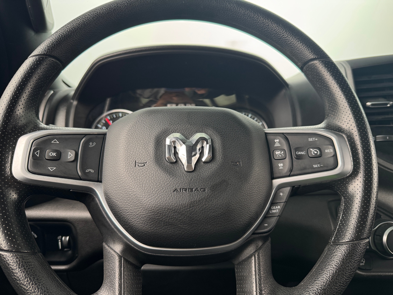 Thumbnail: 2025 RAM 1500 - 5