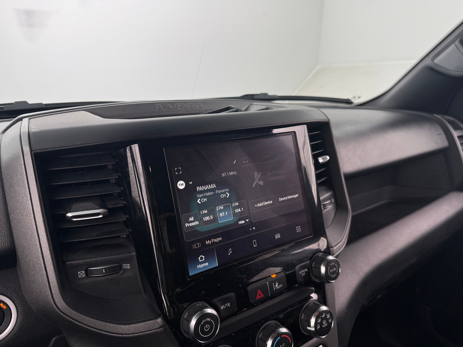 Thumbnail: 2025 RAM 1500 - 4