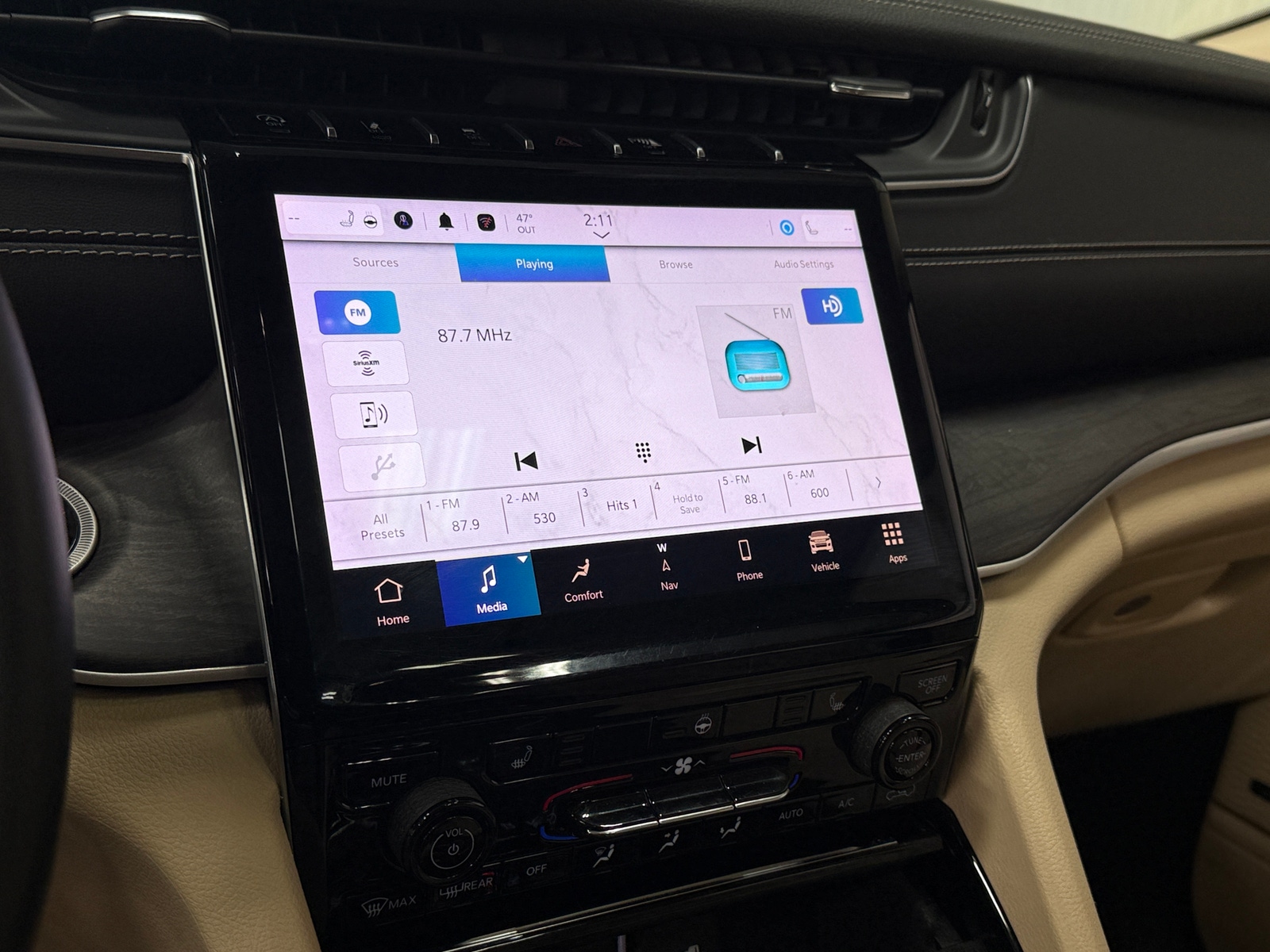 Thumbnail: 2022 Jeep Grand Cherokee - 3