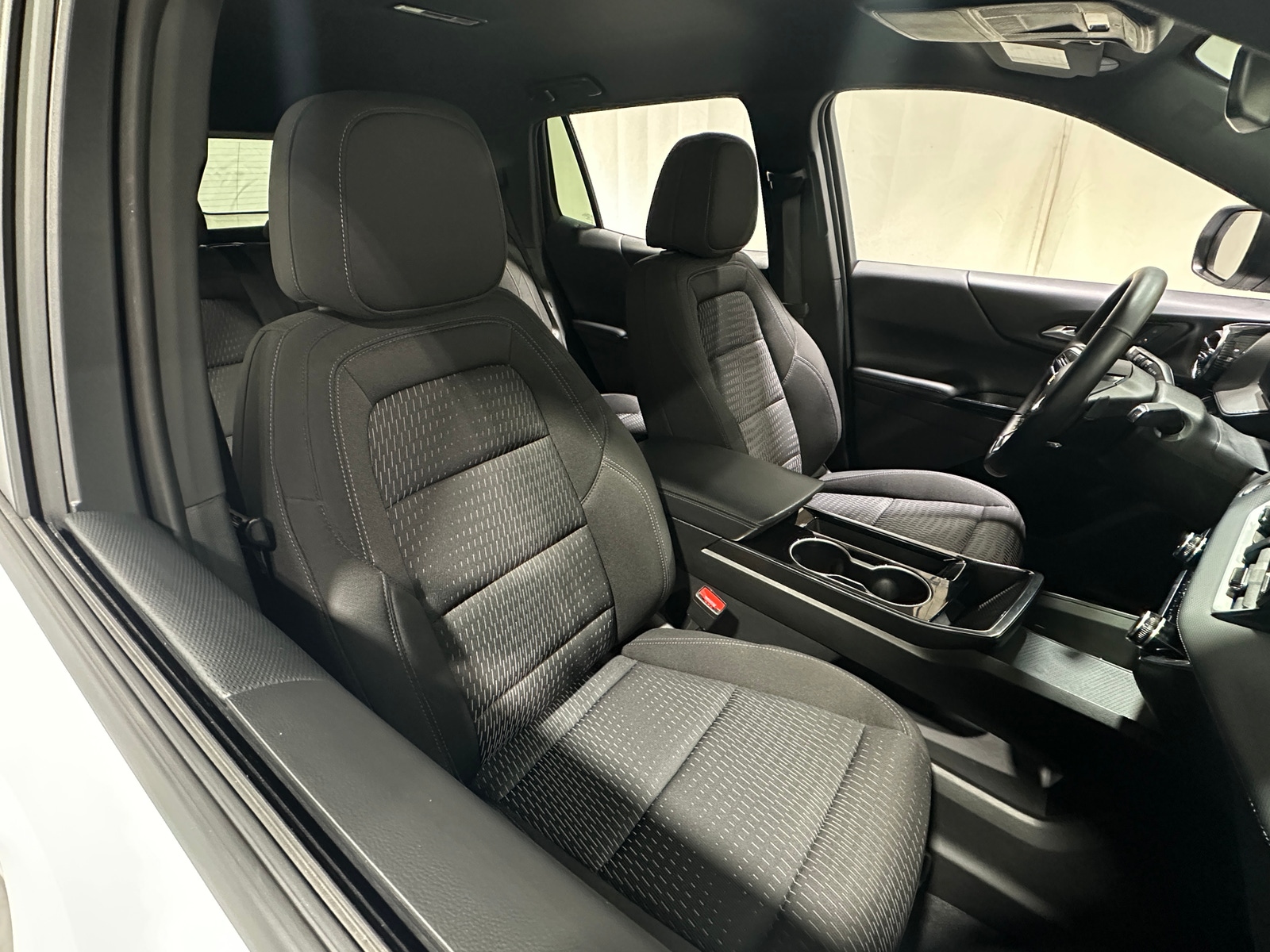 Thumbnail: 2025 Chevrolet Equinox - 2