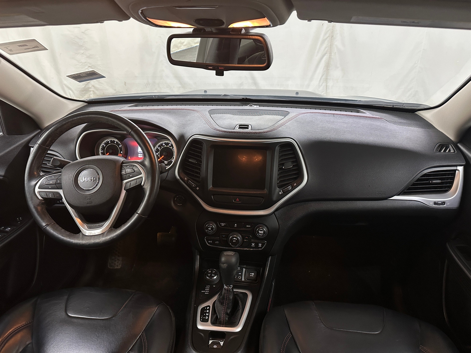 Thumbnail: 2015 Jeep Cherokee - 3