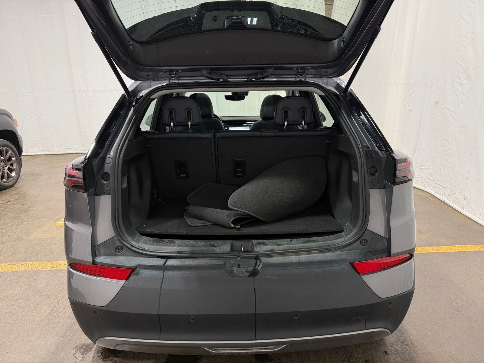 Thumbnail: 2022 Chevrolet Bolt EUV - 6