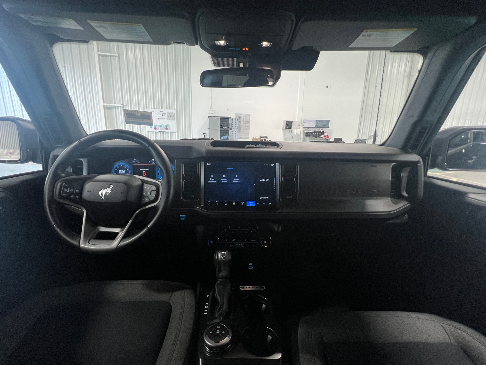 Thumbnail: 2025 Ford Bronco - 3