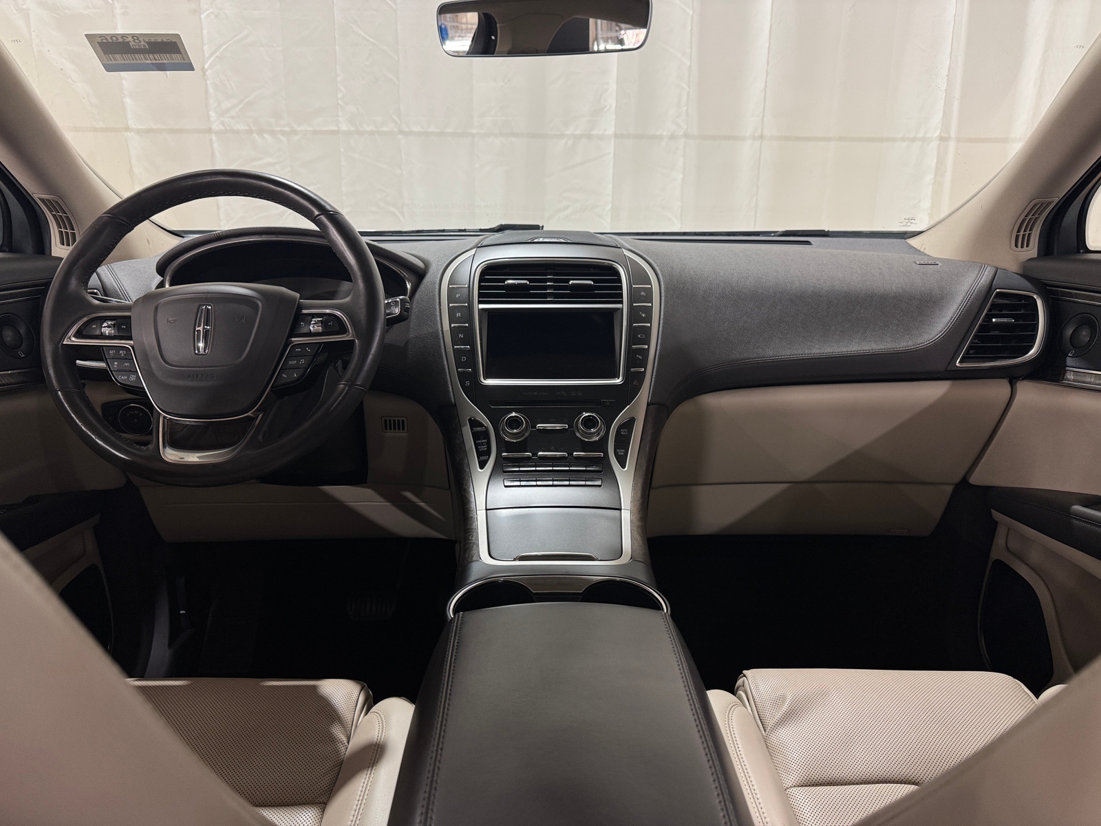 Thumbnail: 2019 Lincoln Nautilus - 2