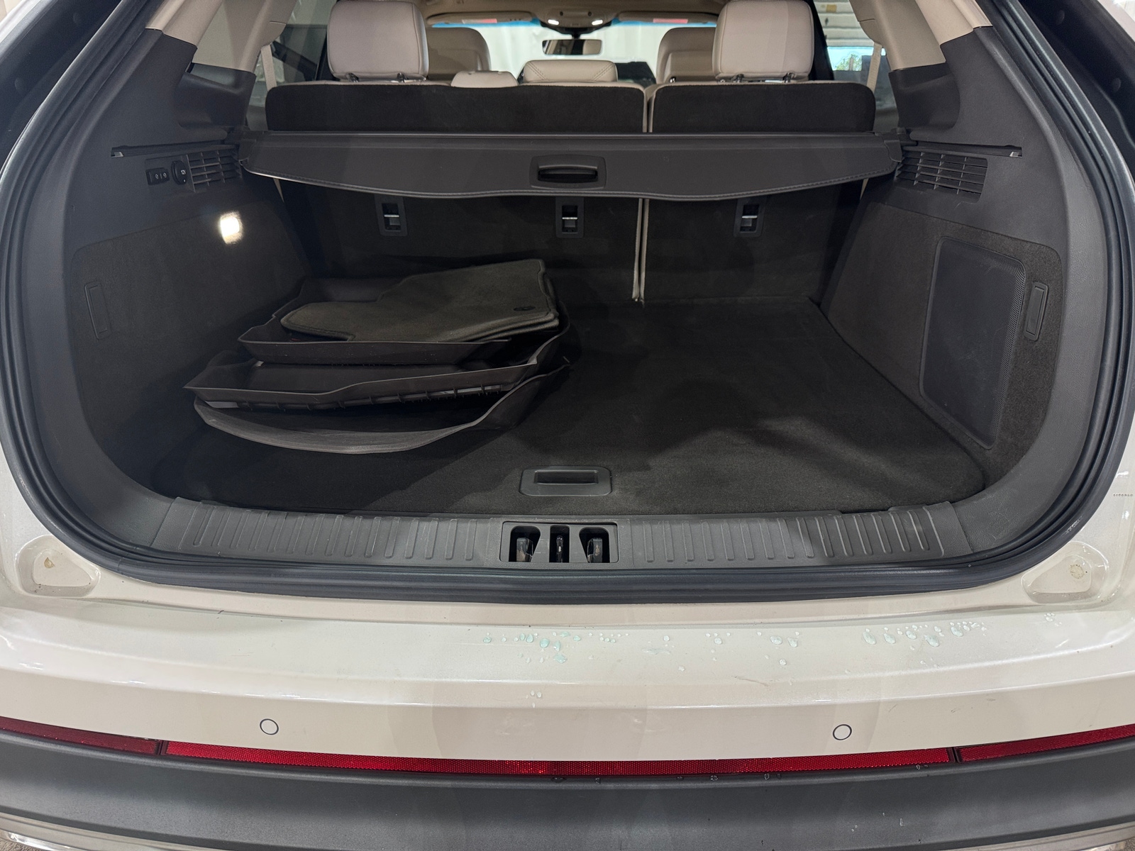 Thumbnail: 2019 Lincoln Nautilus - 6